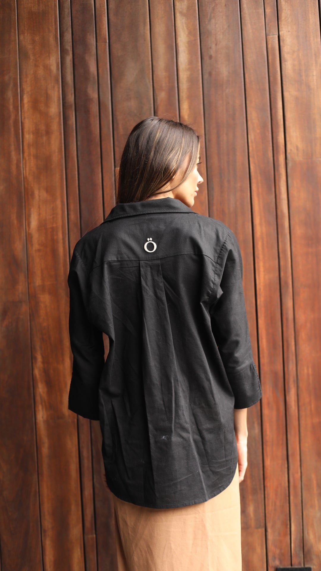 Camisa Negra Instinto