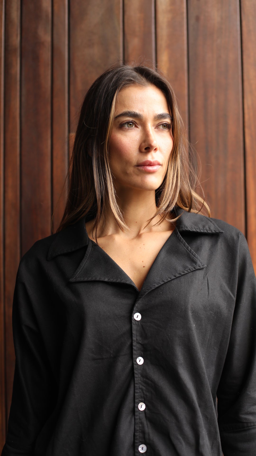 Camisa Negra Instinto